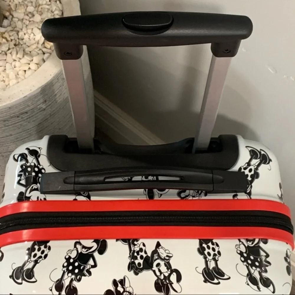 Disney Minnie Mouse Collection Suitcase, Luggage, Travel Bag - 21” - Picture 4 of 6